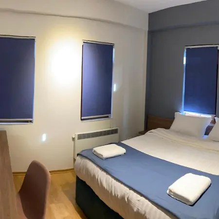 Dutch House Hotel